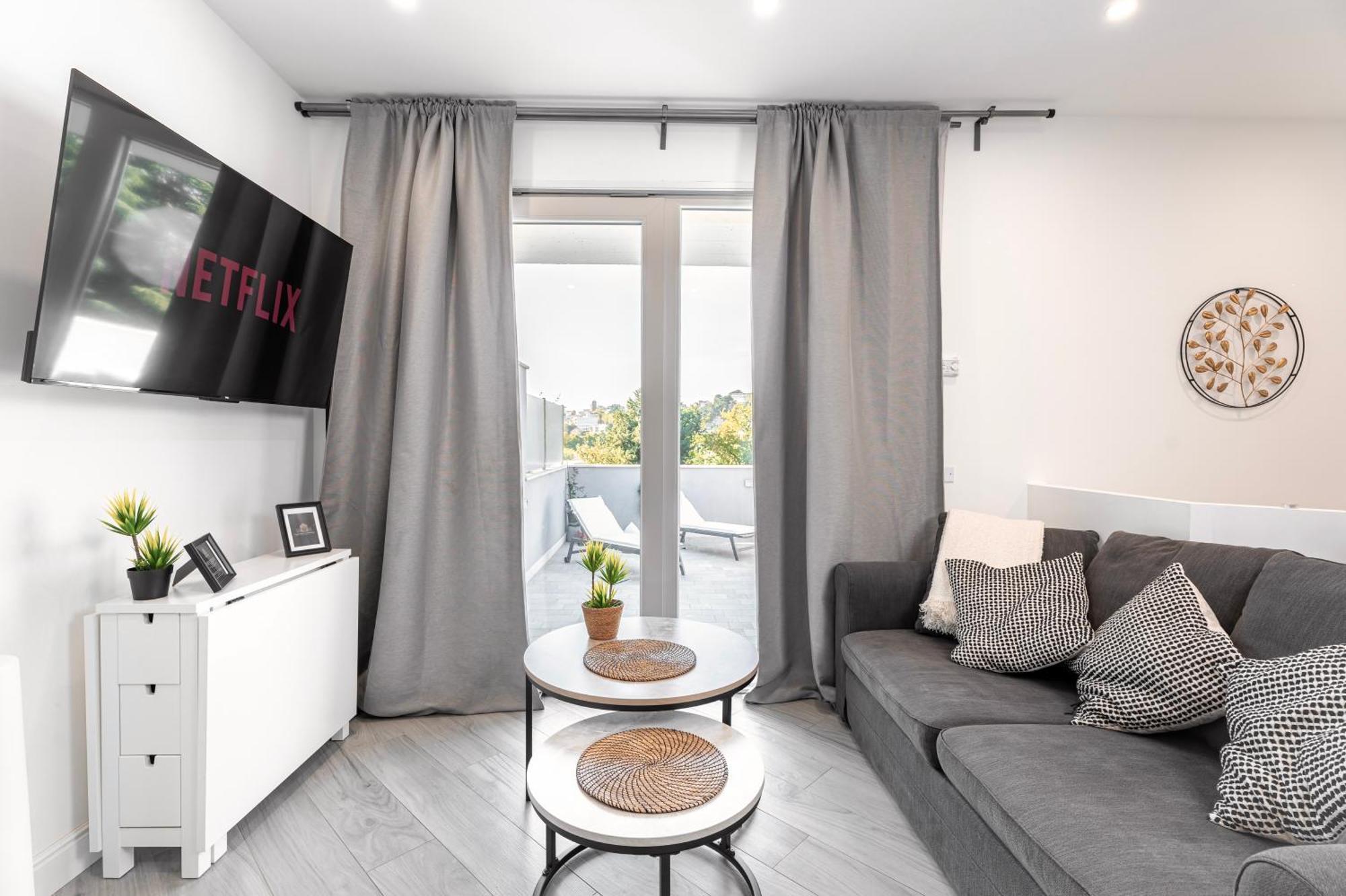 Luxury - Jacuzzi Apartments Near Rome Velletri Exterior foto